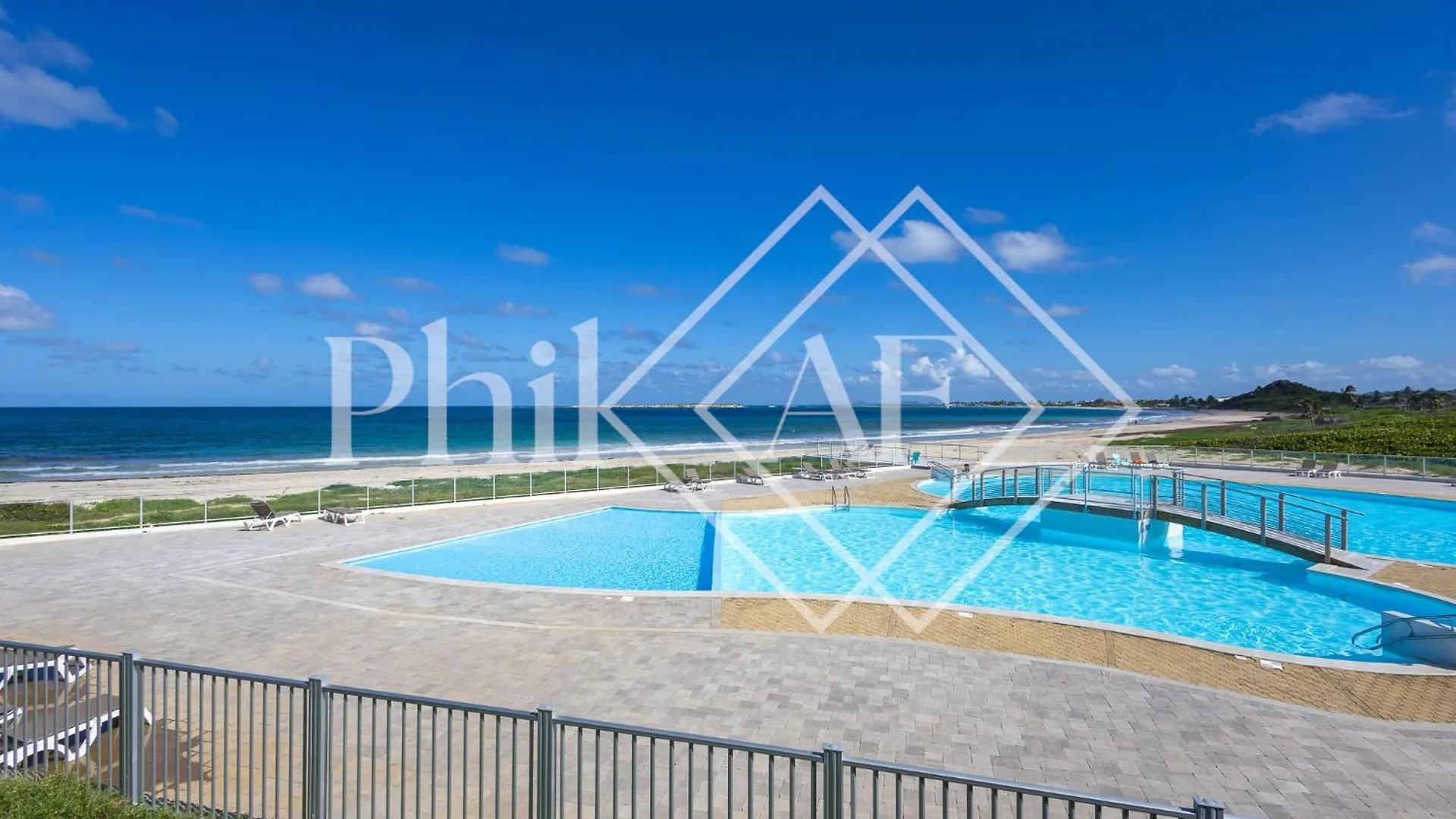 Suite Residence Mont Vernon Orient Bay Apartment