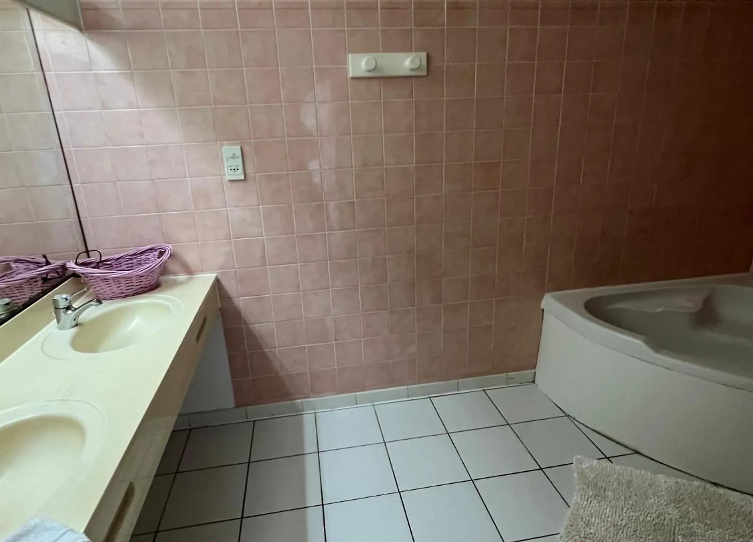 Suite Residence Mont Vernon Orient Bay Apartment